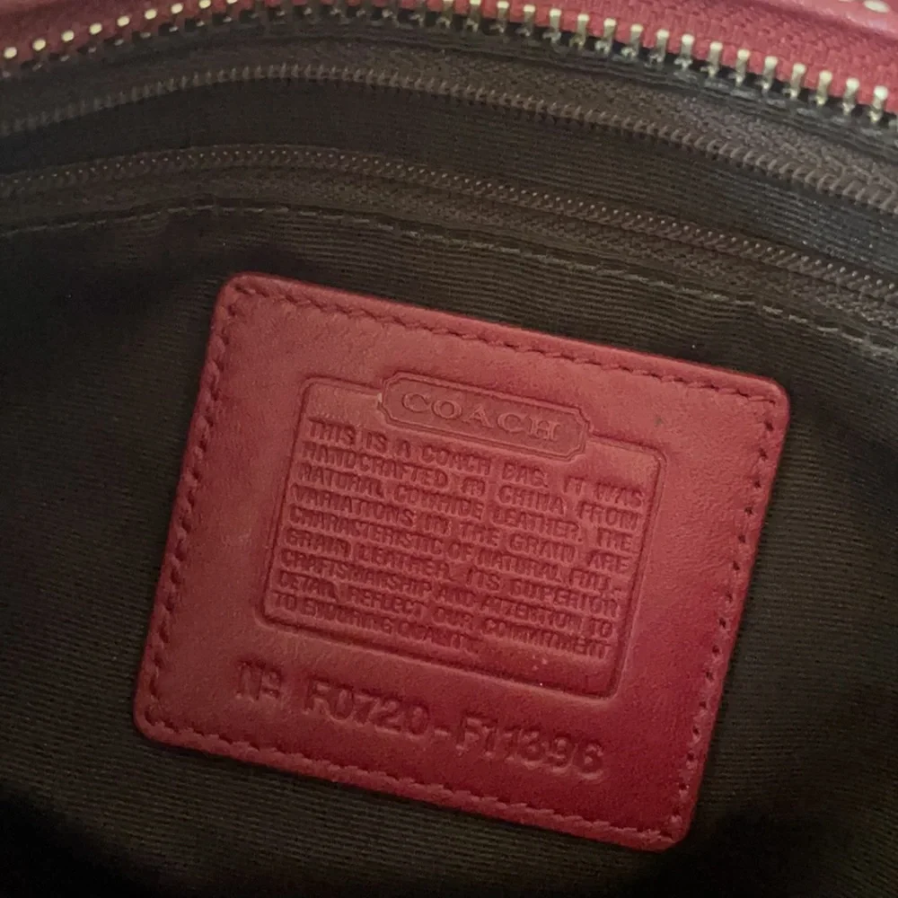 Coach Burgundy Bucket Shoulder Purse Pocketbook Bag Double Handle - Picture 10 of 15